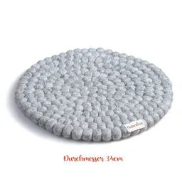 naturling naturling Filzkugel Sitzkissen rund 34cm aus 100% Schurwolle – Produktbild 1 von 1