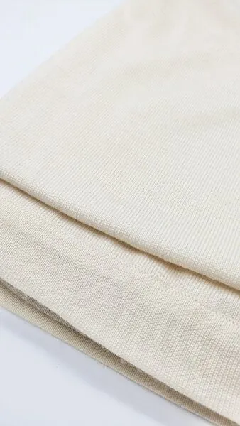 Wooliie Wooliie Handgefertigte Babydecke aus 100 % Merinowolle – pflanzlich gefärbt, Natural (weiss), – Produktbild 4 von 4