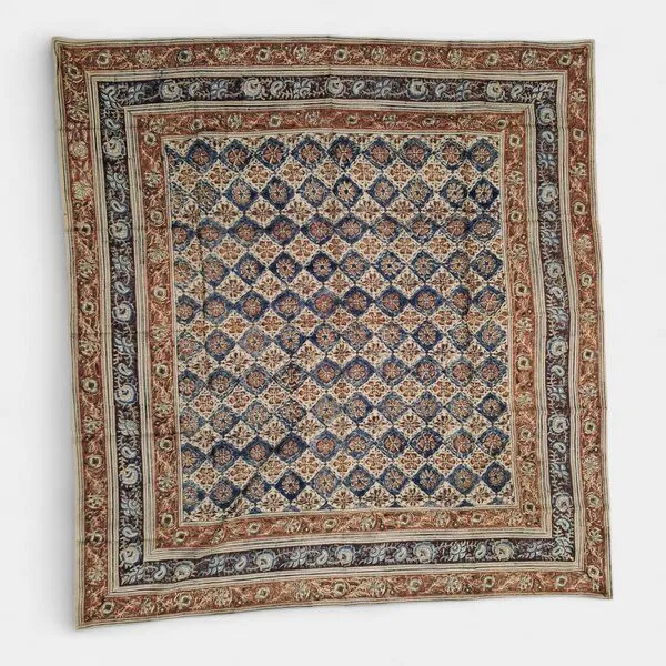 Der Lindwurm Der Lindwurm Kalamkari- Tuch (110x110 cm), Handdruck mit Pflanzenfarben, Rot/blau, – Produktbild 1 von 2