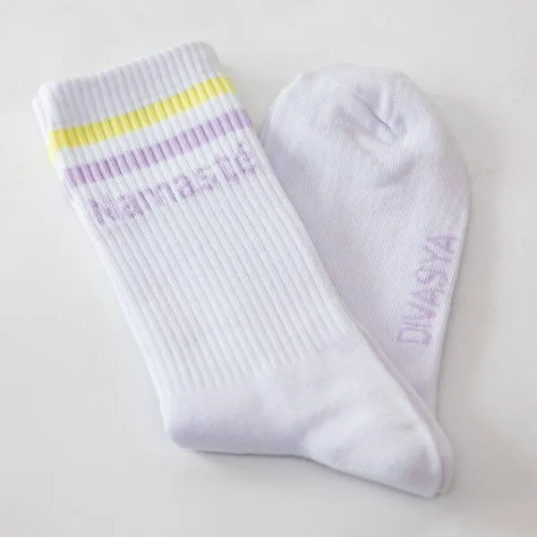 Divasya Divasya Socken mit Yoga Motiv | Namasté – Produktbild 3 von 4