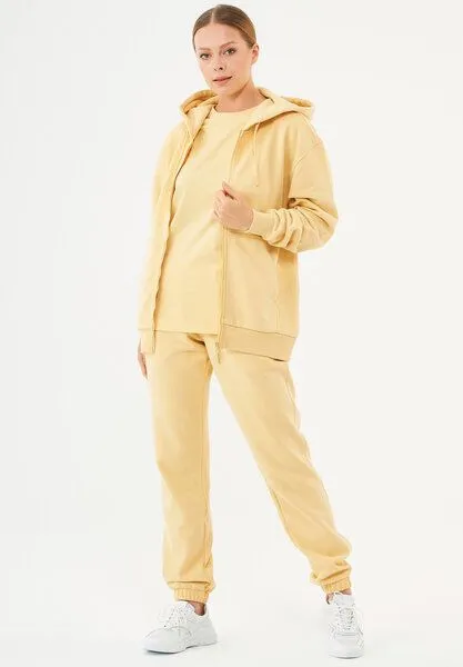 ORGANICATION ORGANICATION ESSENTIALS-JUNDA-Unisex Soft Touch Sweatjacke aus Bio-Baumwolle, Soft yellow, – Produktbild 2 von 4