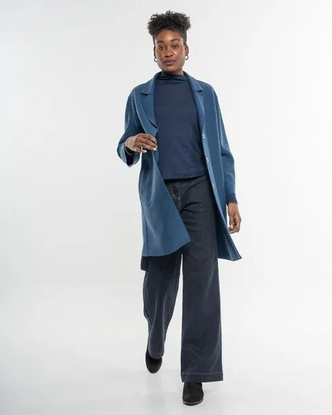Alma & Lovis Alma & Lovis Edler Walkmantel aus reiner Organic-Wool | Walkmantel, Insigma (blau), – Produktbild 3 von 4