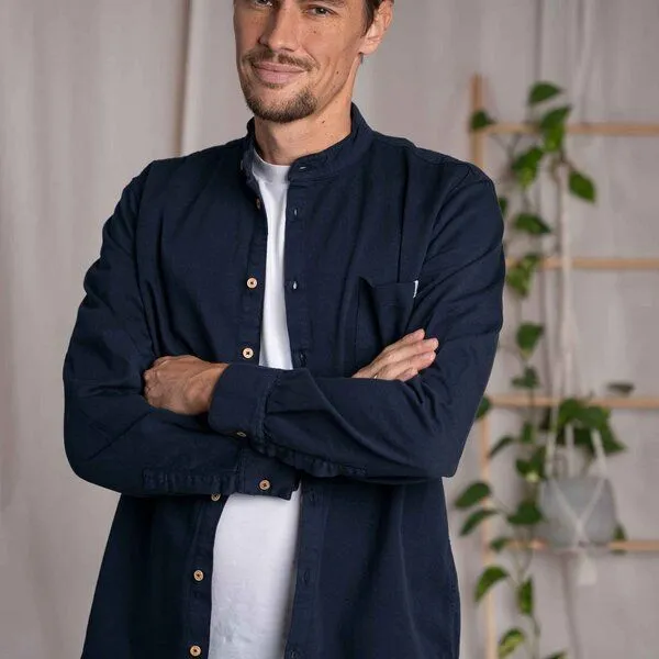 Vresh Clothing Vresh Clothing Christov - Hemd aus Biobaumwolle, Blueberry, – Produktbild 4 von 4