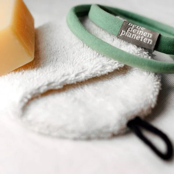 Liebe Deinen Planeten Liebe Deinen Planeten Haarband aus Bio Baumwoll Jersey, Wine, – Produktbild 3 von 4