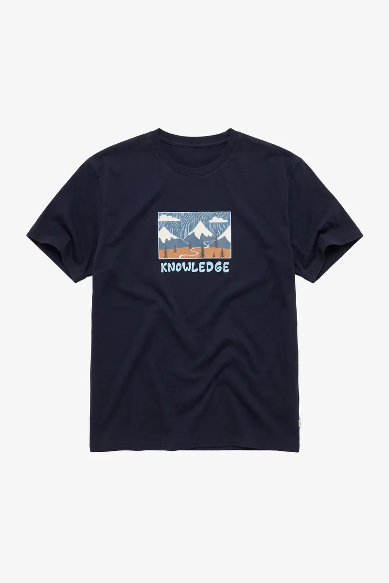 KnowledgeCotton Apparel KnowledgeCotton Apparel Herren vegan T-Shirt Mit Aufdruck Auf Der Vorderseite Nacht Himmel Blau, Blau, – Produktbild 1 von 2