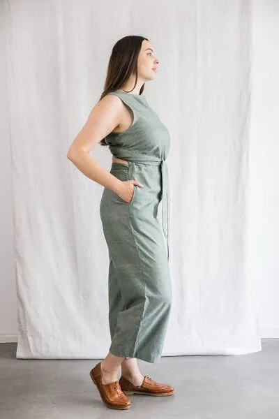 Jyoti - Fair Works Jyoti - Fair Works Bio-Baumwoll Jumpsuit Anusha, Eukalyptus, – Produktbild 2 von 3