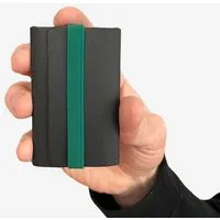 ANDERS & KOMISCH ANDERS & KOMISCH Minimalistisches Karten Portemonnaie mit Münzfach - A&K TINY Wallet Schwarz, Grün, – Produktbild 1 von 1