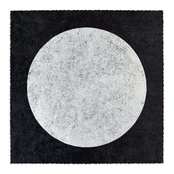 Veskor Cassiopeia Veskor Cassiopeia CENTRAL MOON Linoldruck | 22 × 22 cm | Silber auf Schwarz – Produktbild 1 von 4