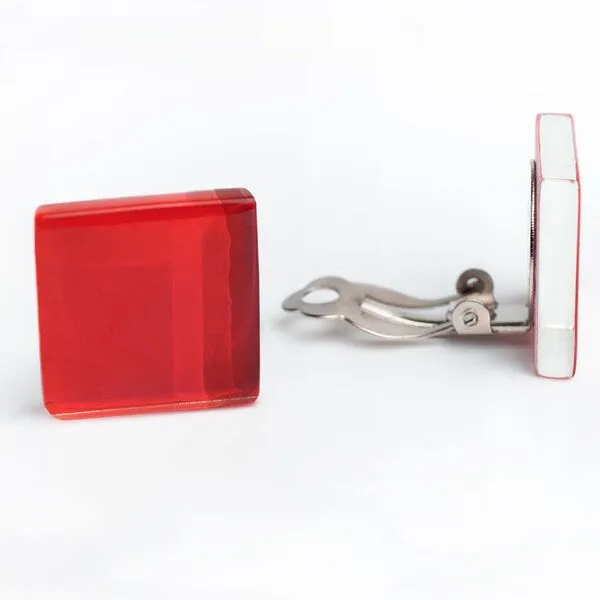 ALEXASCHA ALEXASCHA Auffällige Statement Ohrclips aus Glas | PUREFORM, Kirschrot, – Produktbild 2 von 4