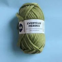 PANAPUFA PANAPUFA Merino-Seidengarn Wolle, Kiwi grün, – Produktbild 1 von 1