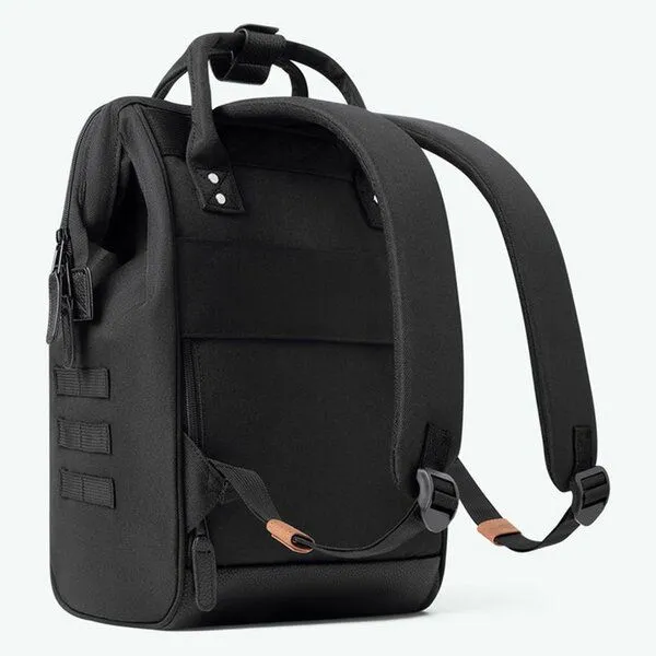 Cabaïa Cabaïa Rucksack Adventurer Medium - 23 Liter, Berlin (schwarz), – Produktbild 4 von 4