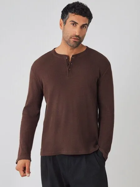 Honest Basics Honest Basics Herren Henley Langarmshirt aus Bio- und recycelter Baumwolle, Bear, – Produktbild 1 von 4