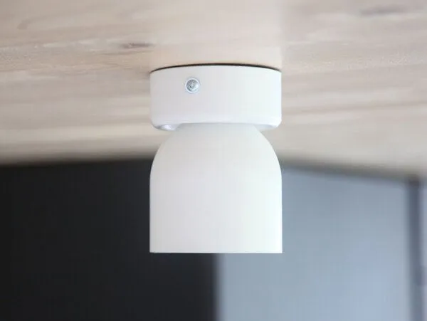 werkvoll by Lena Peter werkvoll by Lena Peter Recycling Feuerlöscher-Deckenleuchte FIRELIGHT, Weiß, – Produktbild 2 von 5