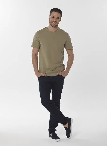 ORGANICATION ORGANICATION Basic T-Shirt aus Bio-Baumwolle, Grün(olive), – Produktbild 2 von 4