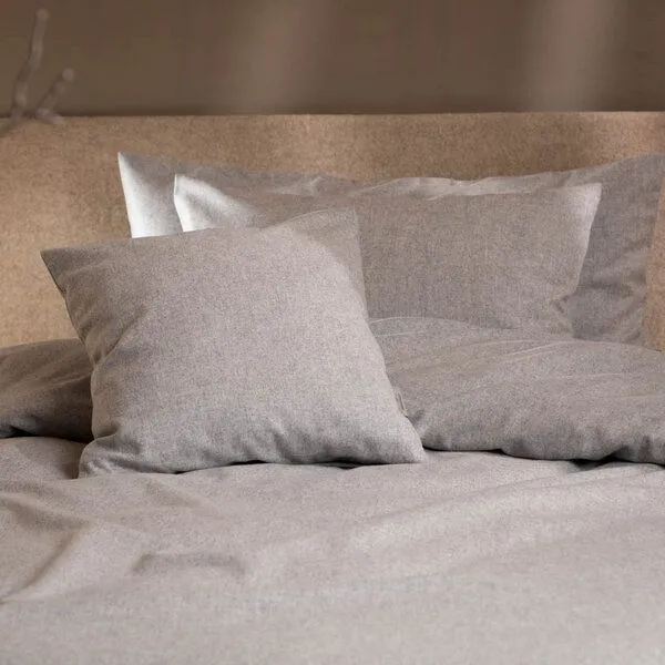 nahtur-design nahtur-design Bettwäsche aus Feinloden | 100% mulesingfreie Merinowolle, Grau, – Produktbild 3 von 4