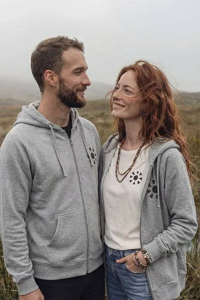 KOKOworld KOKOworld Kapuzenjacke Goa-Zip-Unisex, Grey sun&soil (grau), – Produktbild 1 von 4