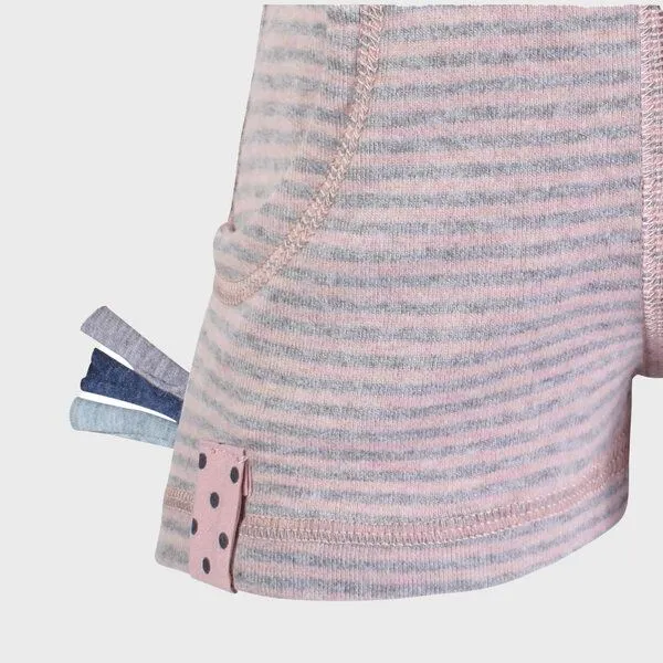 OrganicEra Gestreifte Baby-Shorts 'OrganicEra' aus Bio-Baumwolle, Rose, – Produktbild 4 von 4