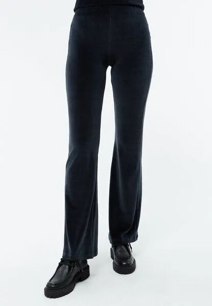 Givn Berlin Givn Berlin Samthose GBELODIE flared leg aus Bio-Baumwolle, Dusty blue, – Produktbild 3 von 4