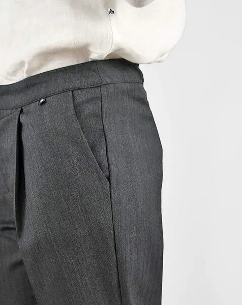 Aatise Karottenhose Zidi high rise aus upgecycelter herringbone Wolle Aatise, Grau, – Produktbild 2 von 4