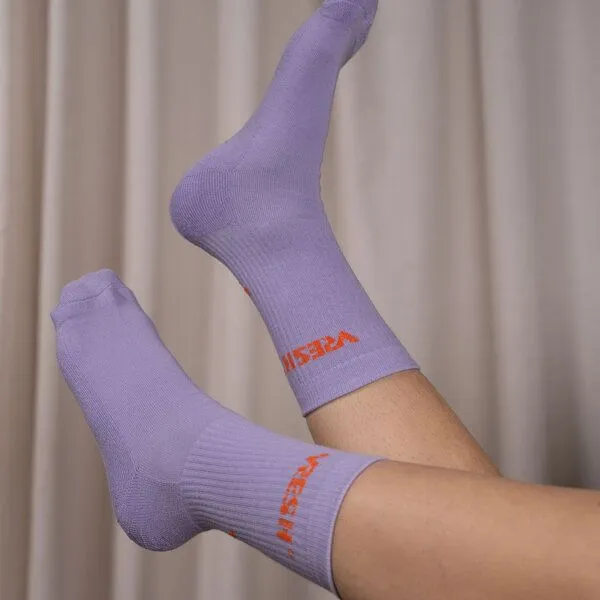 Vresh Clothing Vresh Clothing Savari - Tennis Socken aus Biobaumwoll-Mix, Lila, – Produktbild 2 von 4