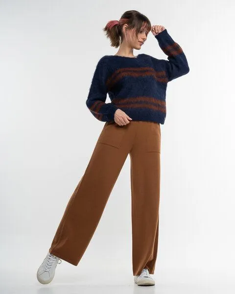 Alma & Lovis Alma & Lovis Flauschig gebrushter Pullover aus Alpakastrick | Brushed Stripe Pulli, Navy (blau), – Produktbild 3 von 4