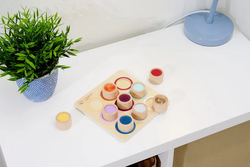 eichhorn eichhorn Lernspielzeug Montessori Fühlbrett, Bunt, – Produktbild 5 von 5