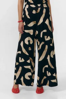 SUITE13LAB Suite13lab Damen-Weithose YALA im Stones-Print – Produktbild 1 von 1