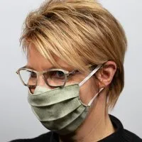nahtur design nahtur-design Mund-Nasen-Maske für Brillenträger aus Bioleinen, Grün, – Produktbild 1 von 1