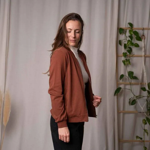 Vresh Clothing Vresh Clothing Velia - Zip Weste aus Biobaumwolle, Zimt, – Produktbild 4 von 6