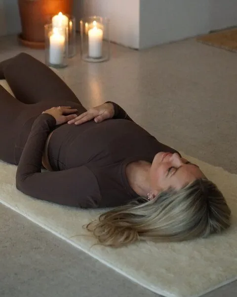 Lotuscrafts Lotuscrafts Yogamatte WOOL aus Schurwolle – Produktbild 4 von 8