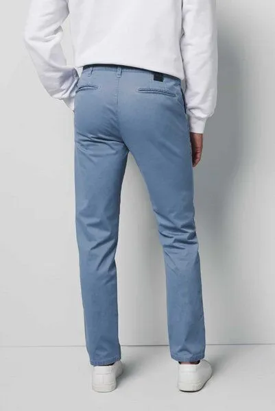 M 5 BY MEYER M 5 BY MEYER BIO-BAUMWOLLTWILL CHINO, Blau (hellblau), – Produktbild 3 von 4