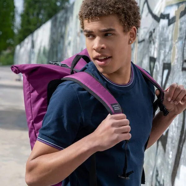 BOJE11 BOJE11 Rucksack aus alten Fischernetzen und recyceltem Plastik, Violet (lila), – Produktbild 3 von 5