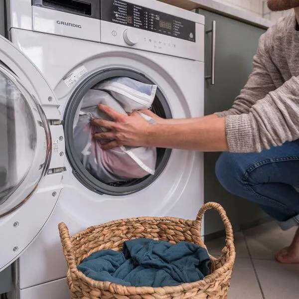 Guppyfriend Guppyfriend Waschbeutel gegen Mikroplastik für synthetische Kleidung – Produktbild 5 von 8