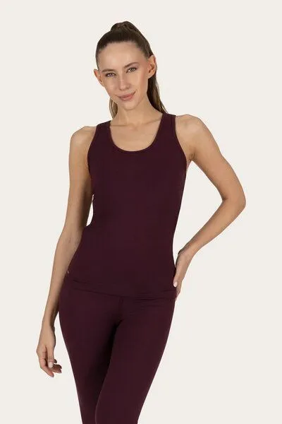 Urban Goddess Urban Goddess Surya Racerback Yoga Sport Tank Top, Fig (lila), – Produktbild 1 von 4