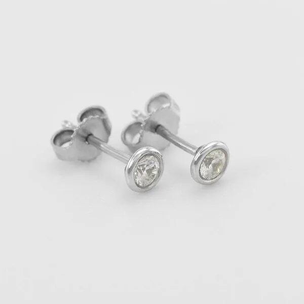 Eppi Eppi Bezelohrstecker aus Gold mit 0.3ct synthetischen Diamanten Viorica, Weiss, – Produktbild 2 von 4