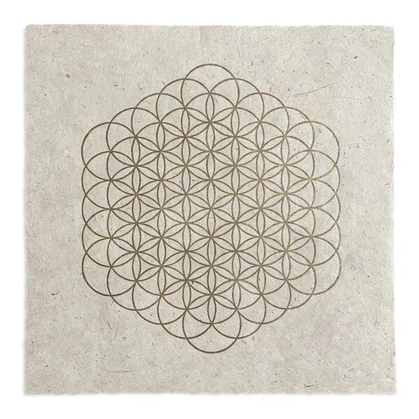 Veskor Cassiopeia Veskor Cassiopeia BLUME DES LEBENS Heilige Geometrie Linoldruck | 35 × 35 cm | Gold auf Naturweiß – Produktbild 1 von 4