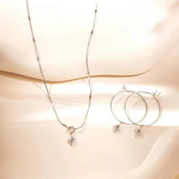 ELEKTROPULLI ELEKTROPULLI Kette 1mm schmal mit mini Ornament Anhänger, Set mit Ohrringen, Silber, – Produktbild 1 von 3