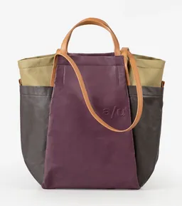 aunts & uncles aunts & uncles Japan Takamatsu Shopper mit 13" Notebookfach olive stone/ground coffee/cherry lacquer – Produktbild 1 von 1