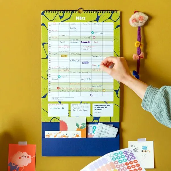 Ein guter Plan Ein guter Plan Familienkalender »Halbwegs entspannt durch 2027 mit der Familie« – Produktbild 3 von 4