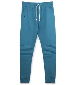 Gary Mash GARY MASH Unisex-Jogginghose Mack mit Knie-Abnäher aus Biobaumwolle – Produktbild 1 von 1