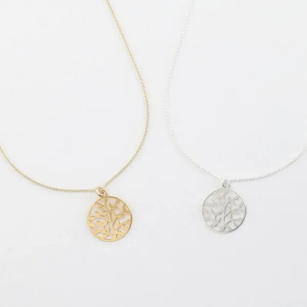BELLYBIRD Jewellery BELLYBIRD Jewellery Halskette - Lebensbaum, Anhänger kleiner Baum, Silber/ Silber vergoldet, Silber, – Produktbild 3 von 5