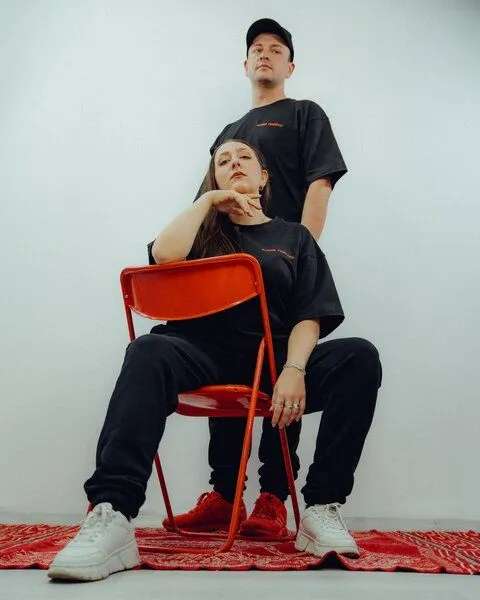 EMPIRE-THIRTEEN EMPIRE-THIRTEEN oversized Shirt GALAXY – Produktbild 4 von 4