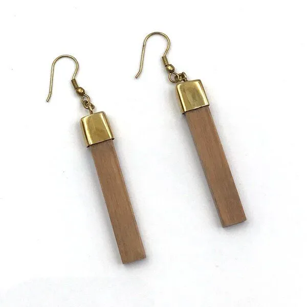 Mekhada Mekhada Messingohrring mit Holz – Produktbild 1 von 1