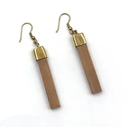 Mekhada Mekhada Messingohrring mit Holz – Produktbild 1 von 1