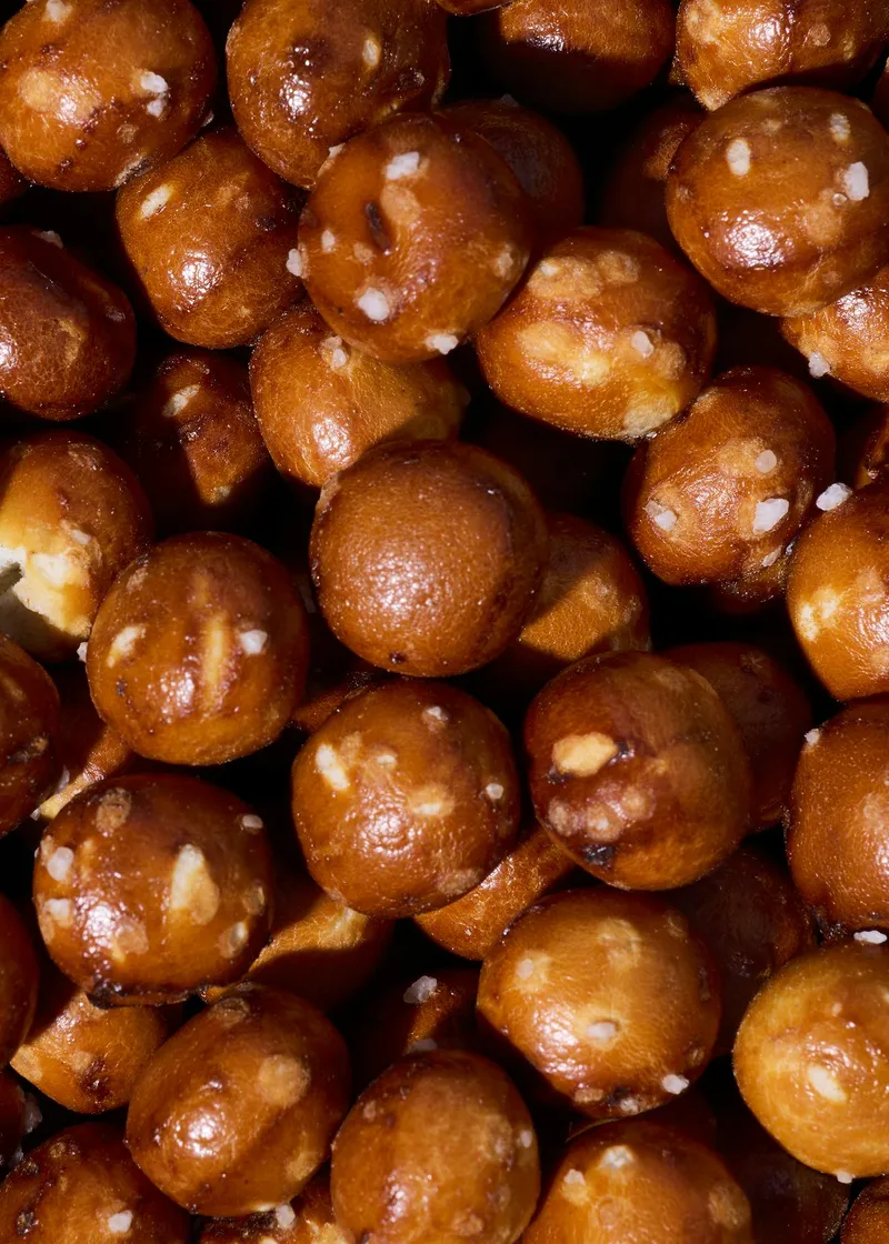 KoRo Brezel Kugeln | 350 g – Produktbild 2 von 5