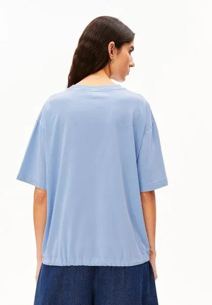 ARMEDANGELS ARMEDANGELS DRAWSTRING Damen T-Shirt aus 100% Bio-Baumwolle, Soft blue, – Produktbild 2 von 4