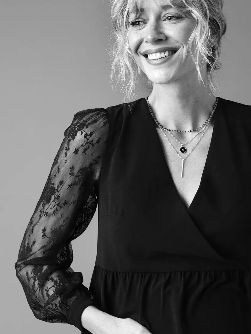 Envie De Fraise Elegante Bluse mit Spitze für Schwangerschaft und Stillzeit ENVIE DE FRAISE, Schwarz, – Produktbild 4 von 4