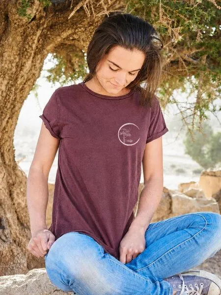 Life-Tree Life-Tree Shirt aus Biobaumwolle mit Brustmotiv für Damen "Circle" Stone Washed, Rot, – Produktbild 5 von 5