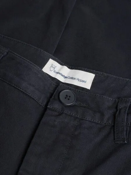 KnowledgeCotton Apparel KnowledgeCotton Apparel Chino-Hose IRIS Mom Mid Rise, Black jet, – Produktbild 4 von 4