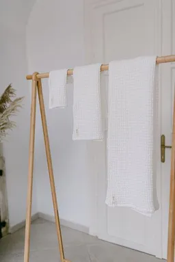 gust. gust. Waffelhandtuch - Handtuch aus Leinen und Bio-Baumwolle – Hand towel - 50x70 cm – Produktbild 1 von 1
